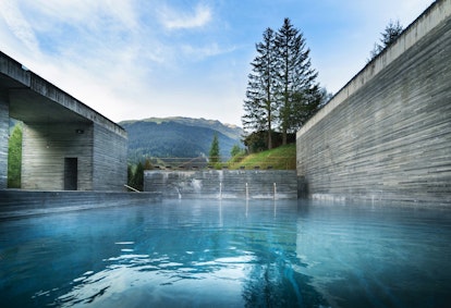 © 7132 Hotel, Vals - Global Image Creation / Aussenpool der Therme Vals