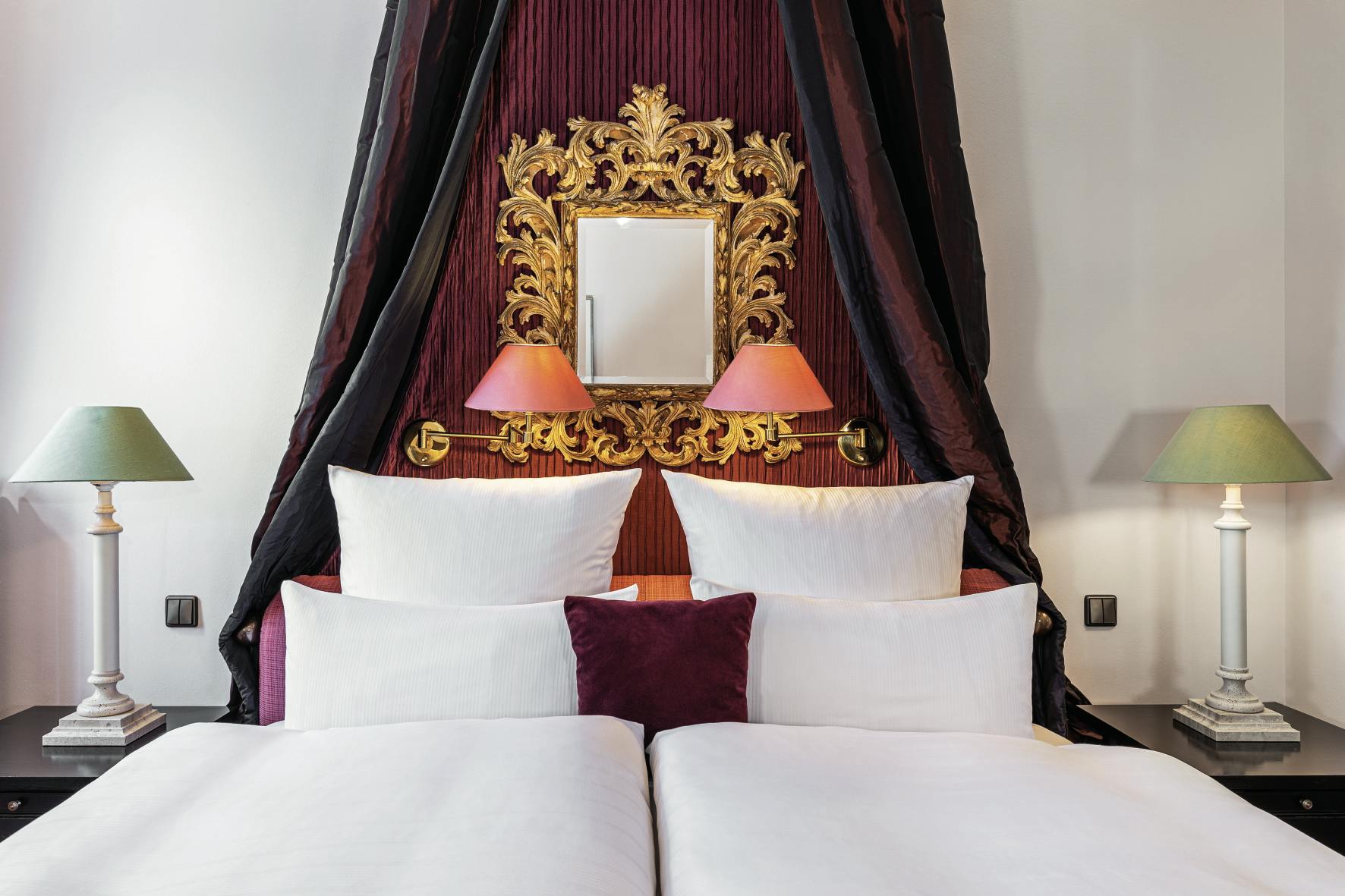 Doppelzimmer im Renaissance Schloss