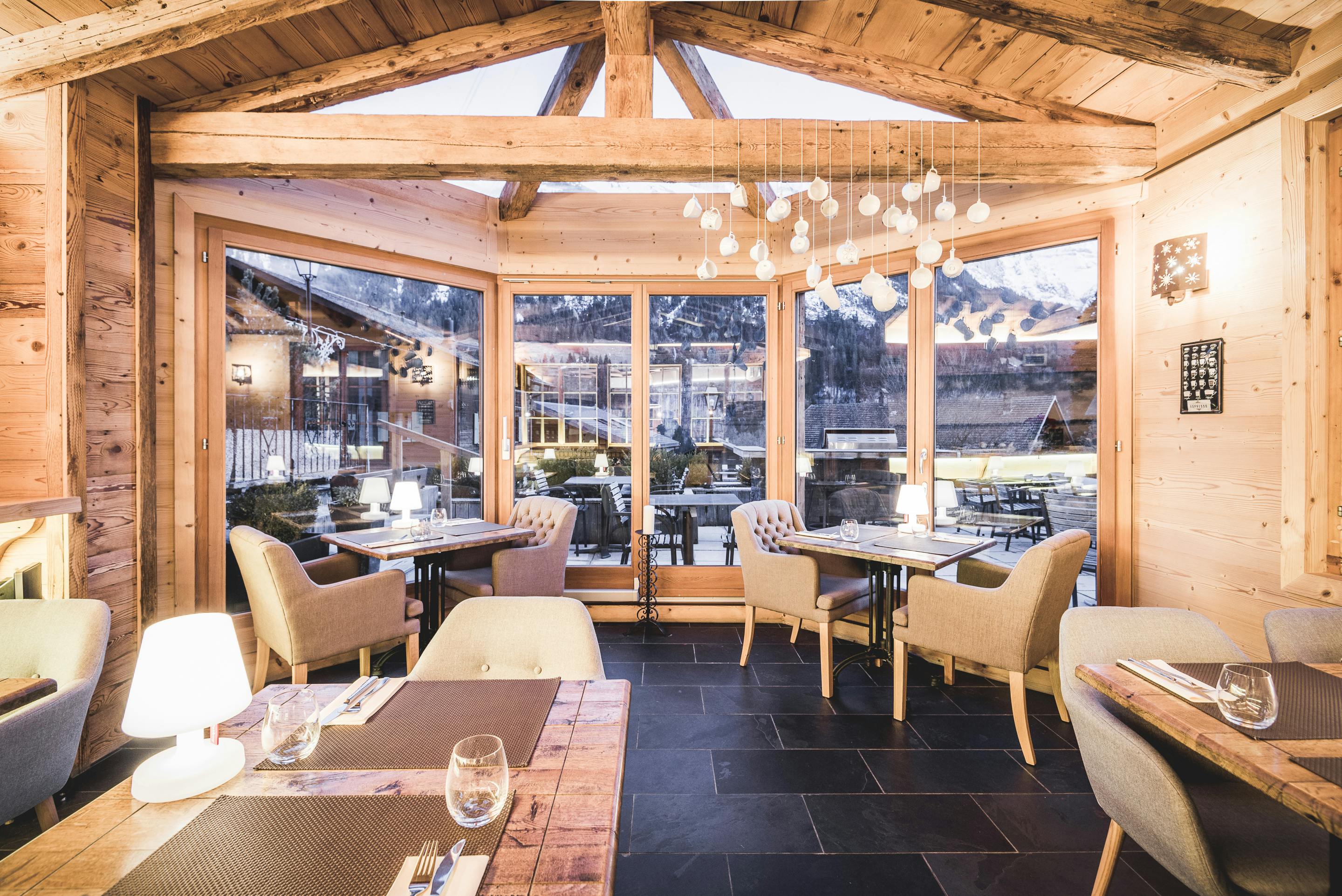 Café-Restaurant "Le Vieux-Chalet"