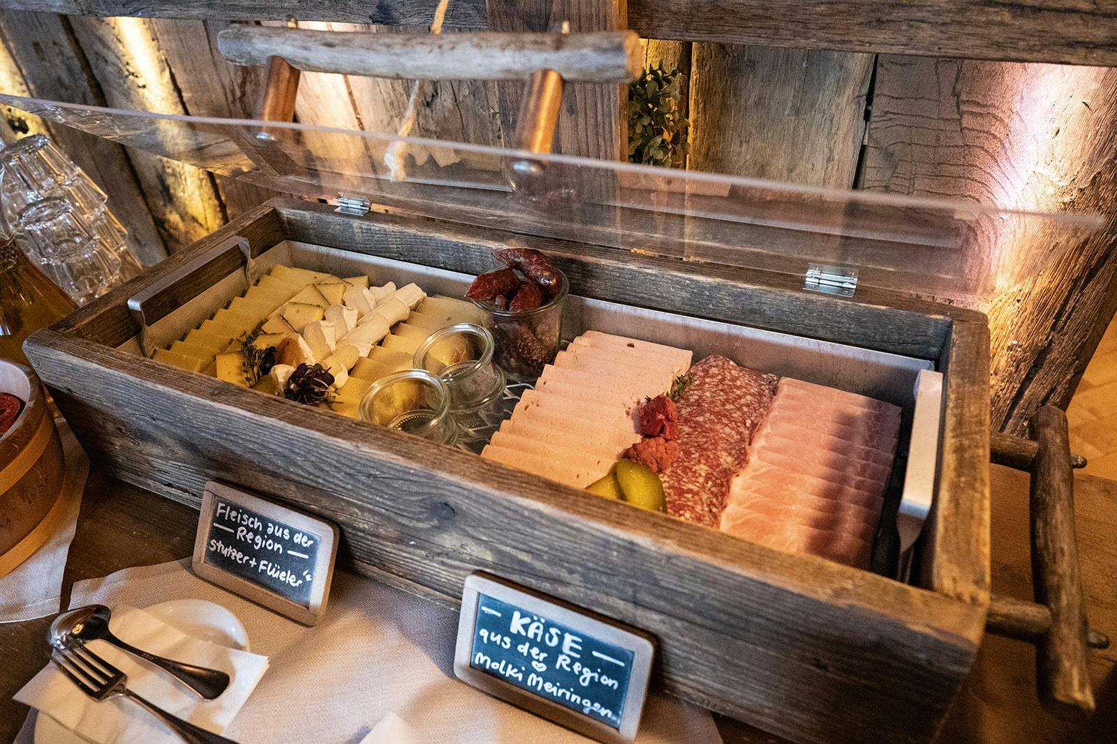 ankommen - schlemmen - geniessen