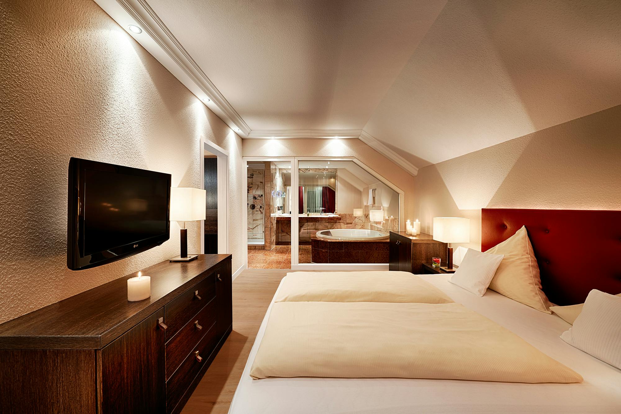 Jungbrunnensuite mit Whirlpool