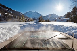Winter Angebote in dem Bergen im Wallis