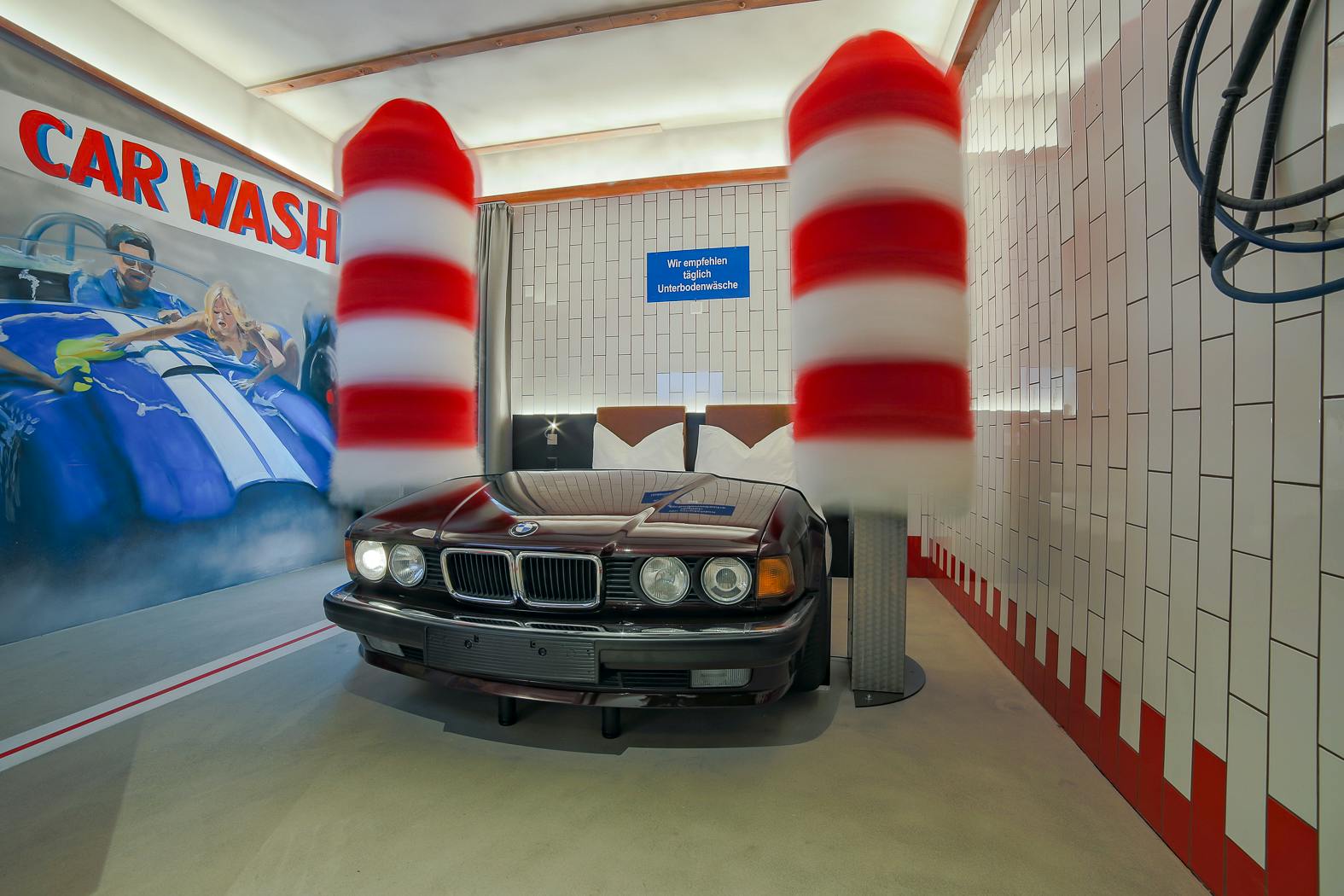 Themenzimmer „WASCHANLAGE“