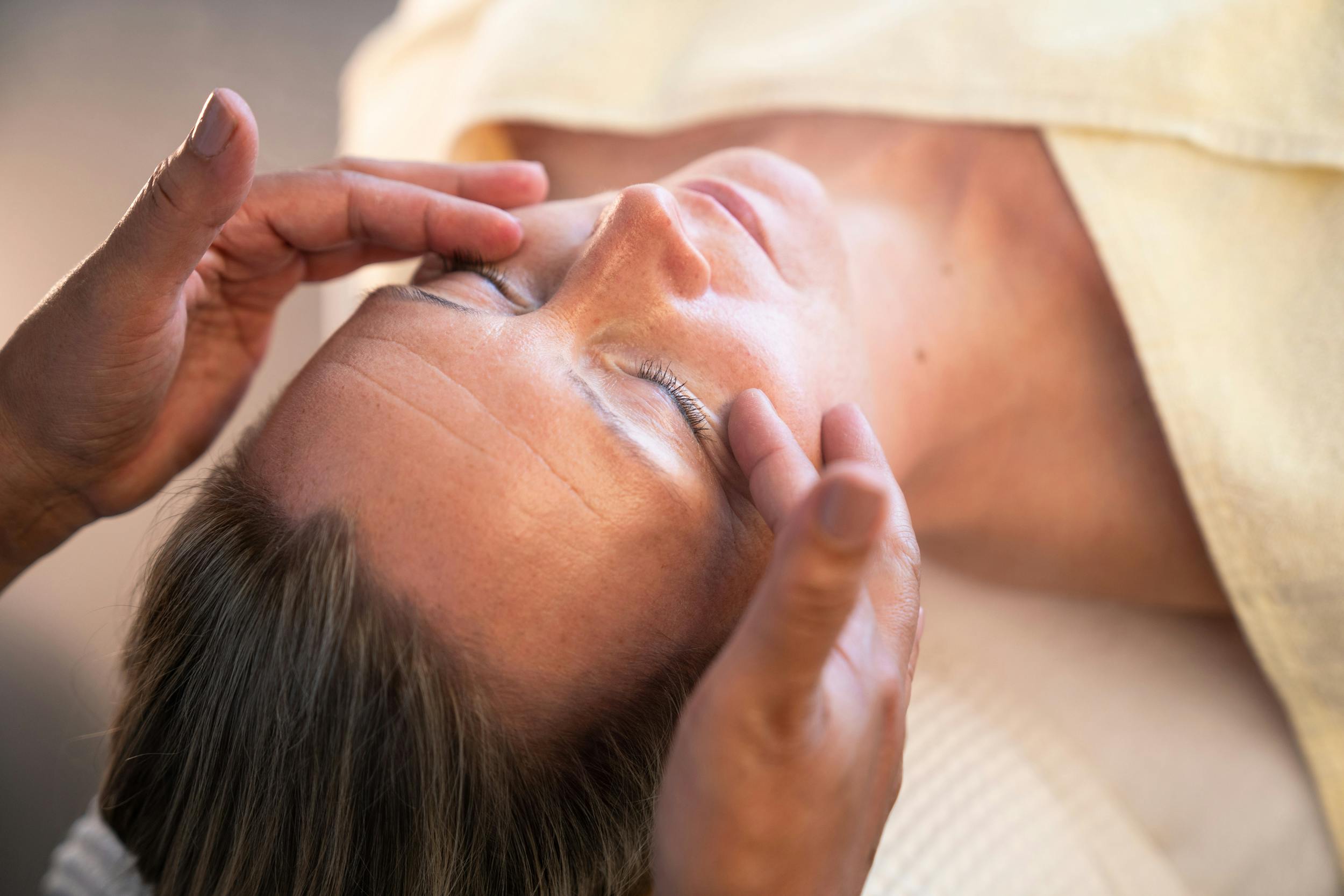 Gesichtsbehandlung Basic für jeden Hauttyp