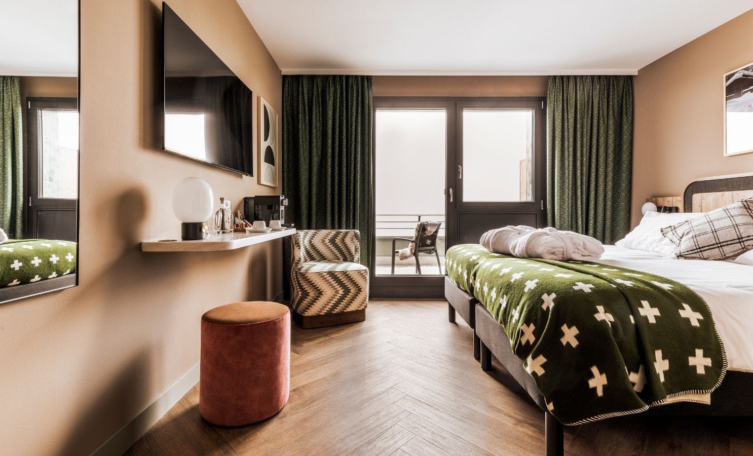 Comfy Double Mountain View