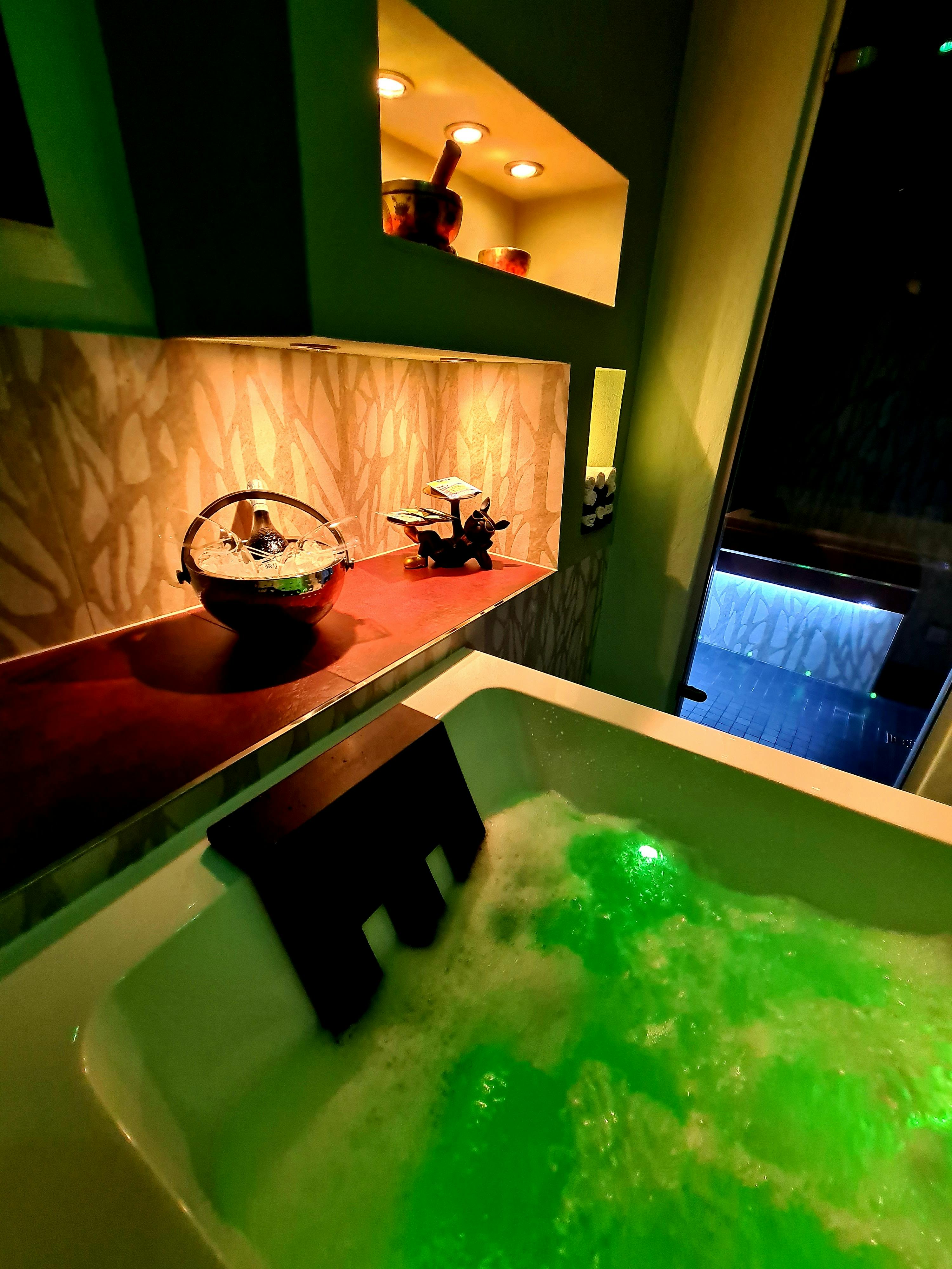 Private Spa Suite "Pub"