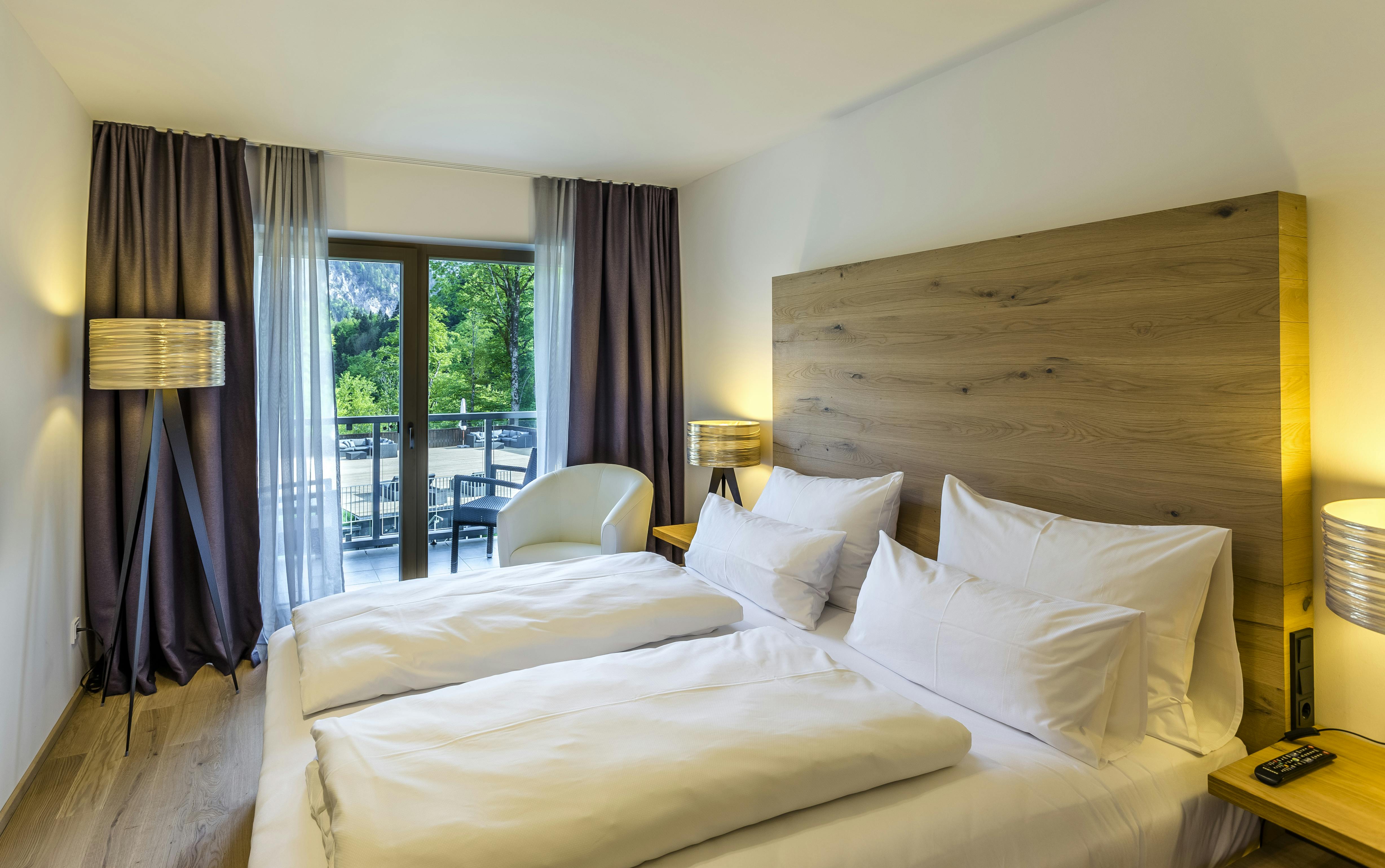 Basic Doppelzimmer zur Sonnenseite mit Balkon / Terrasse