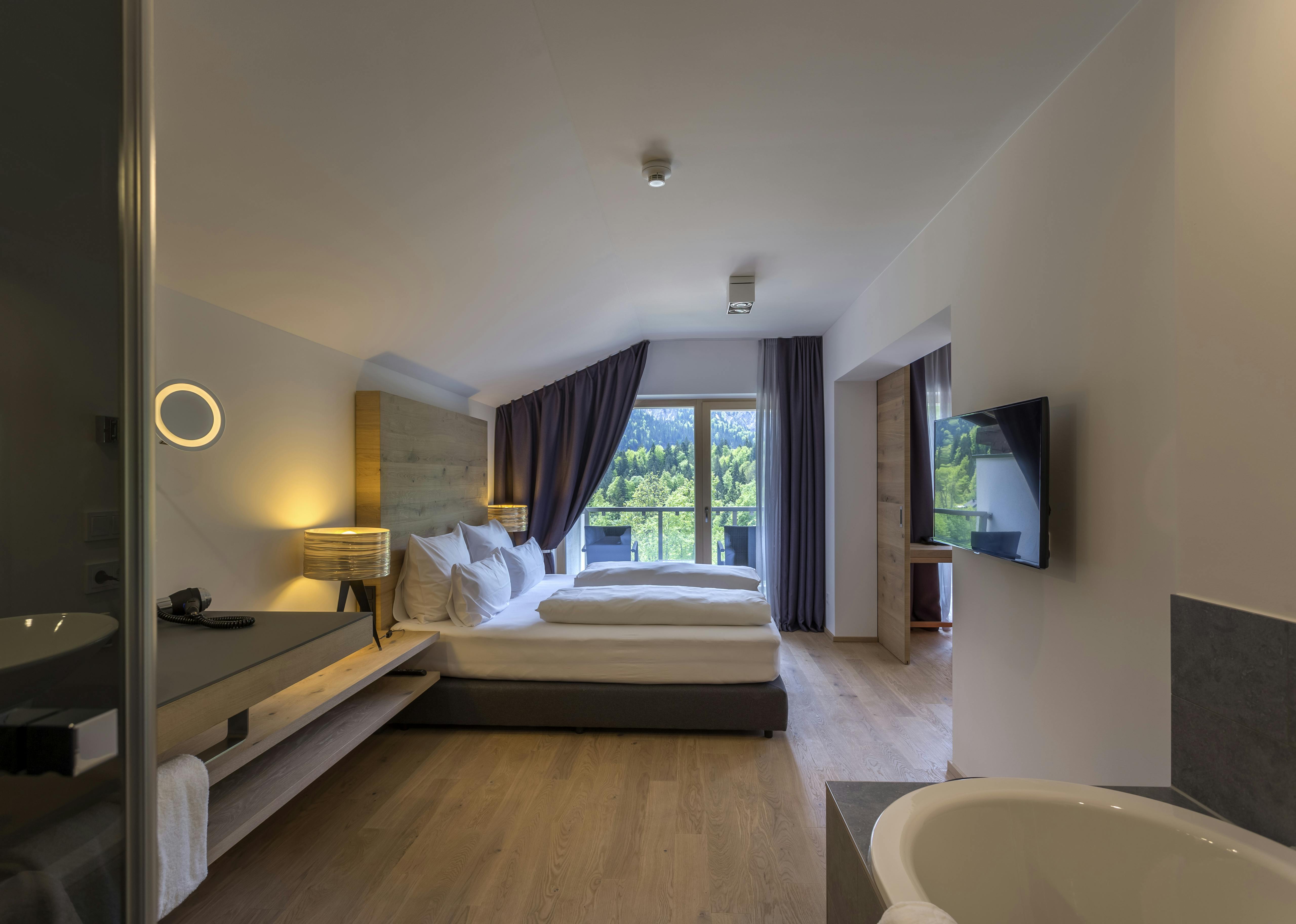 Suite Panoramablick mit Sauna, Dachterrasse und Balkon