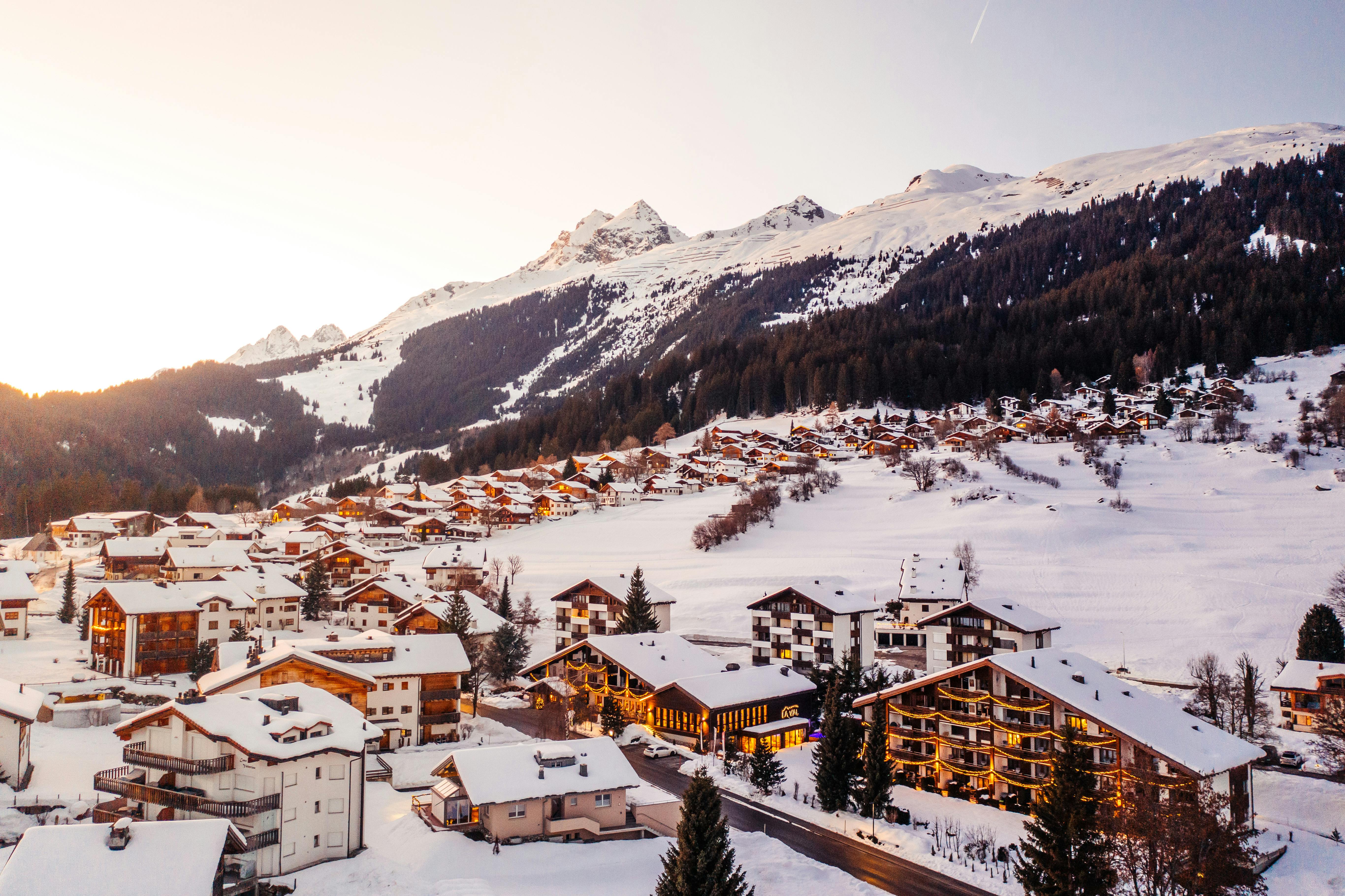 Wanderparadies & gemütliches Skigebiet